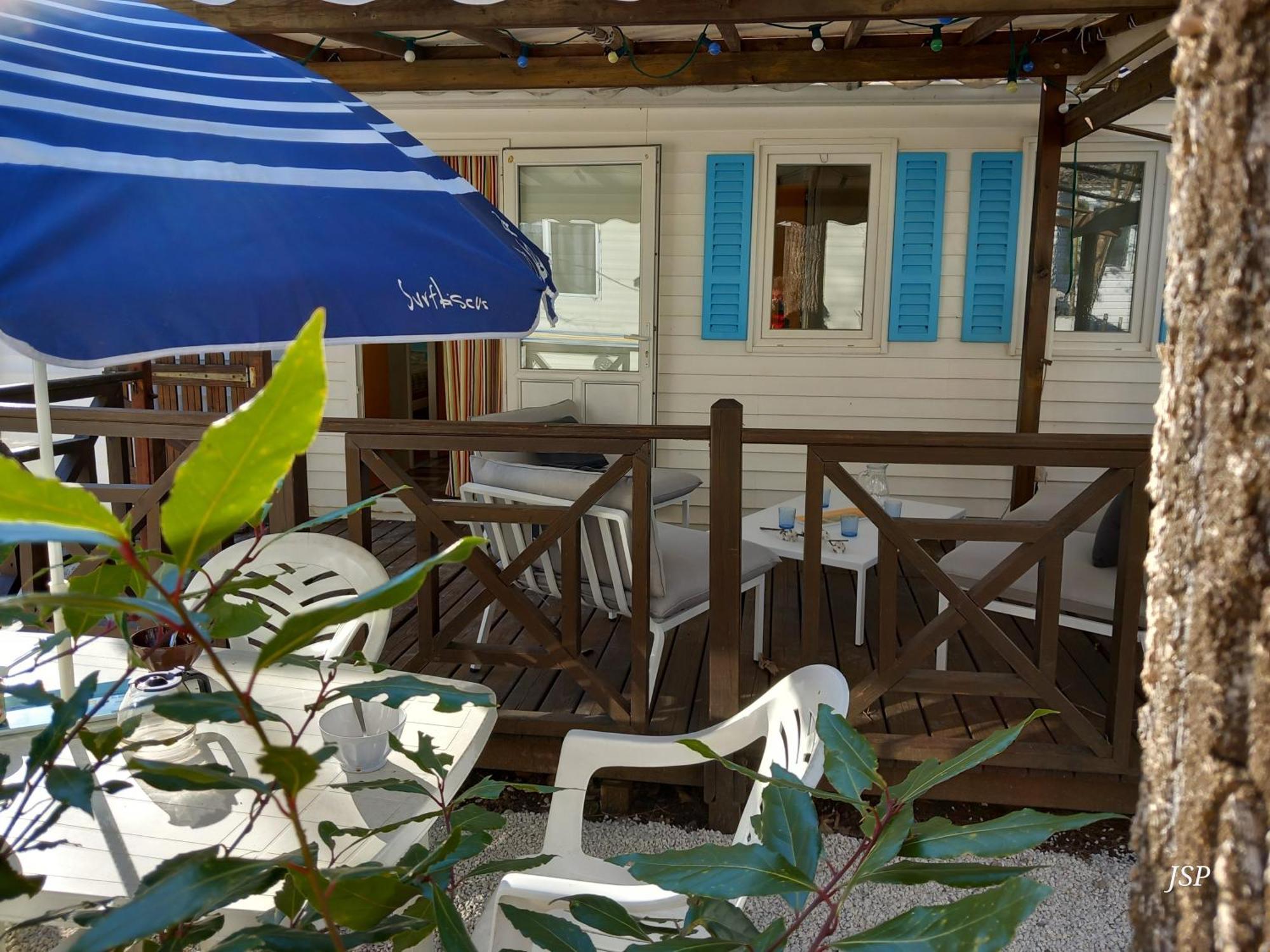 Mobilhome Les Volets Bleus Vaudreuille Εξωτερικό φωτογραφία